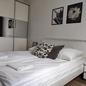 Lux Close To Medicover And Paley Warszawa